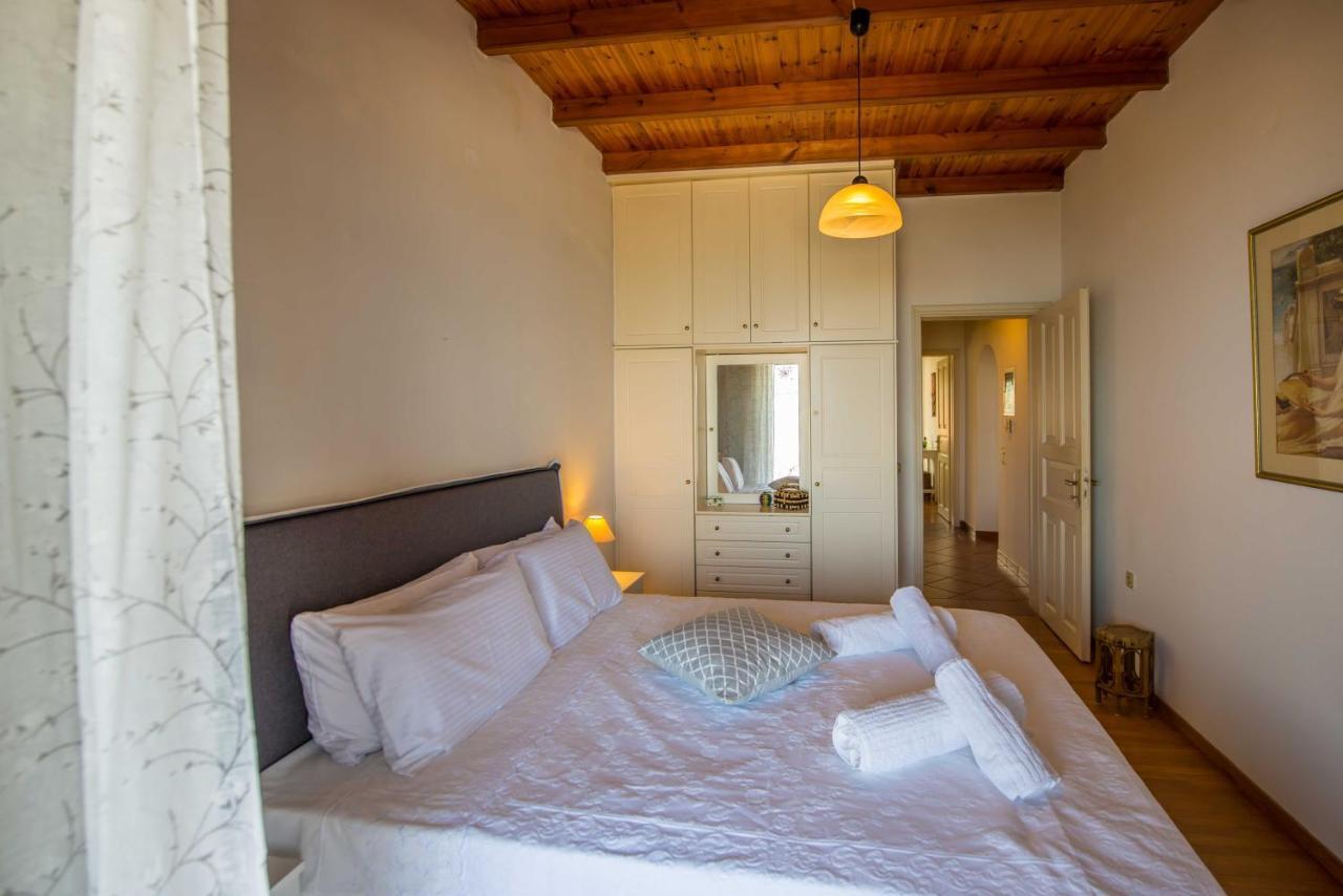 אצ'ארבי Frosos Beachfront Maisonette Acharavi מראה חיצוני תמונה