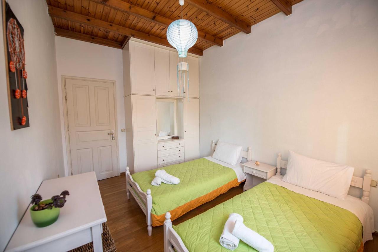 אצ'ארבי Frosos Beachfront Maisonette Acharavi מראה חיצוני תמונה